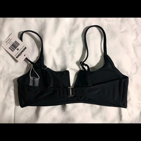 NWT BLACK BIKINI TOP - Picture 2 of 3